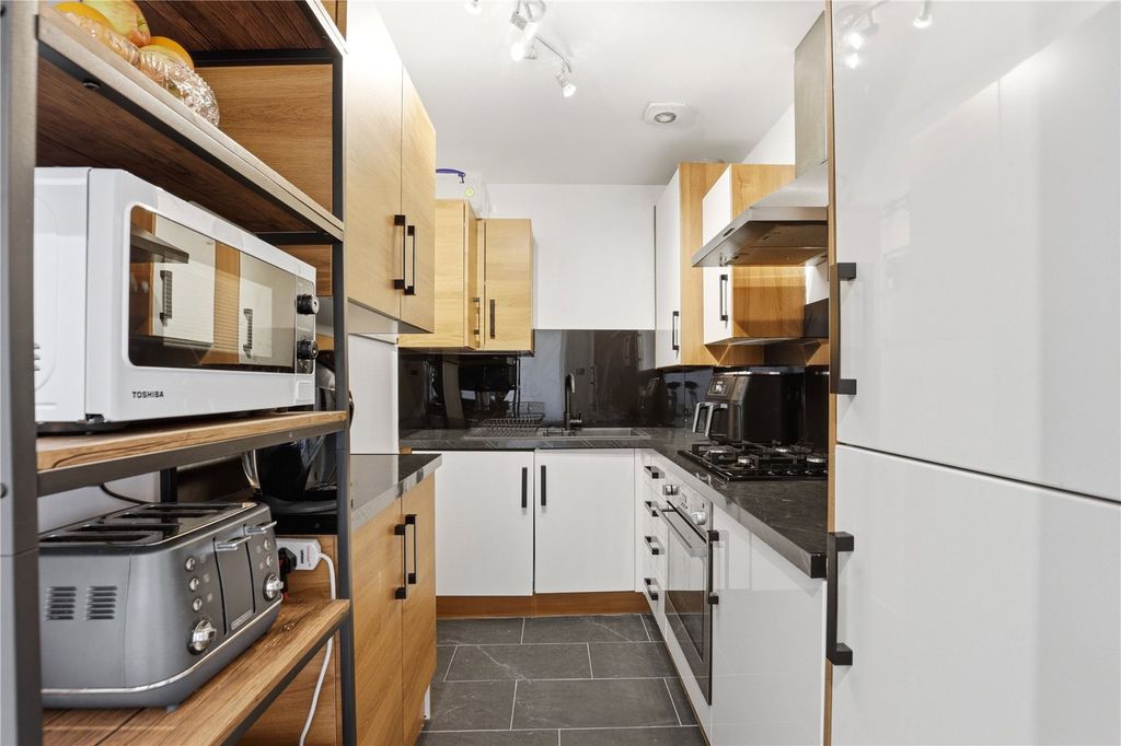 Additional image 9 of 2 bed flat for saleStation Road, Bannockburn FK7