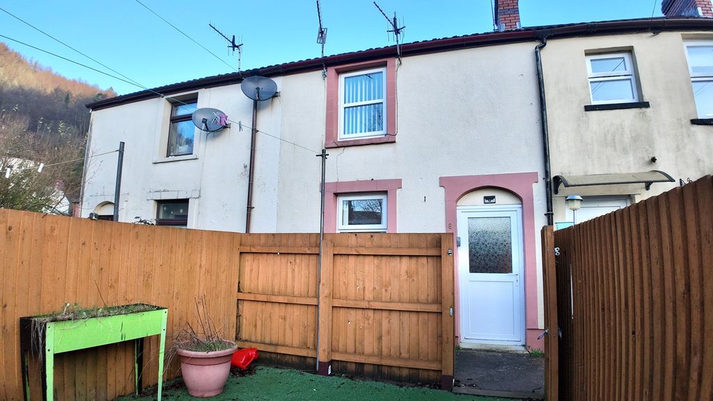 Property photo 1 of 21