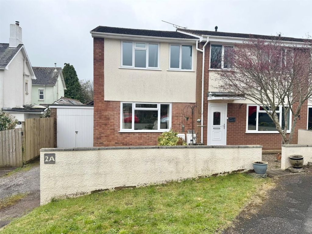 Property photo 1 of 20 Front