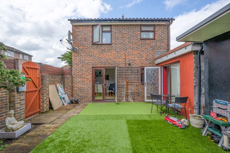 Property photo 3 of 11 Photo 9