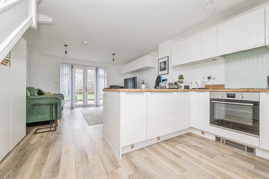 Property photo 3 of 16