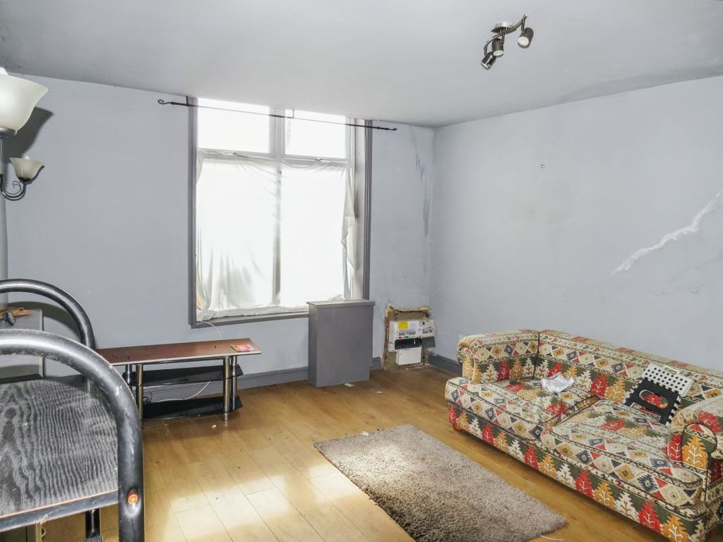 Property photo 3 of 9 Image 3