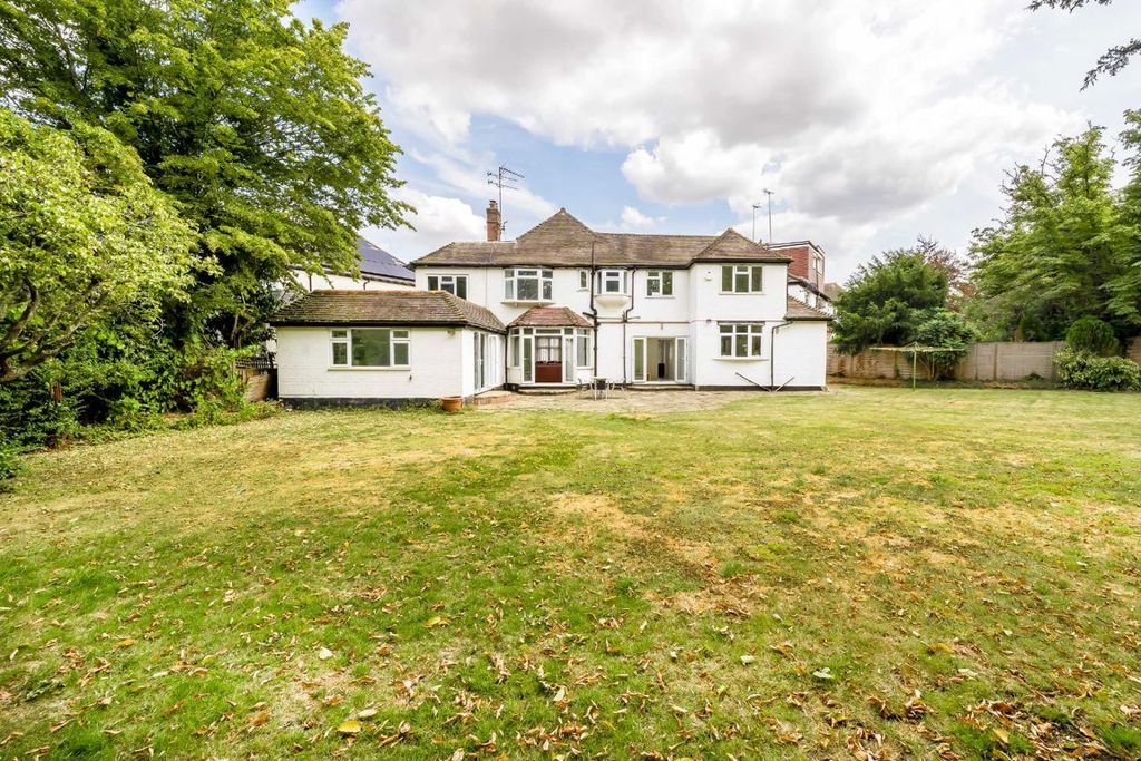 Property photo 3 of 15