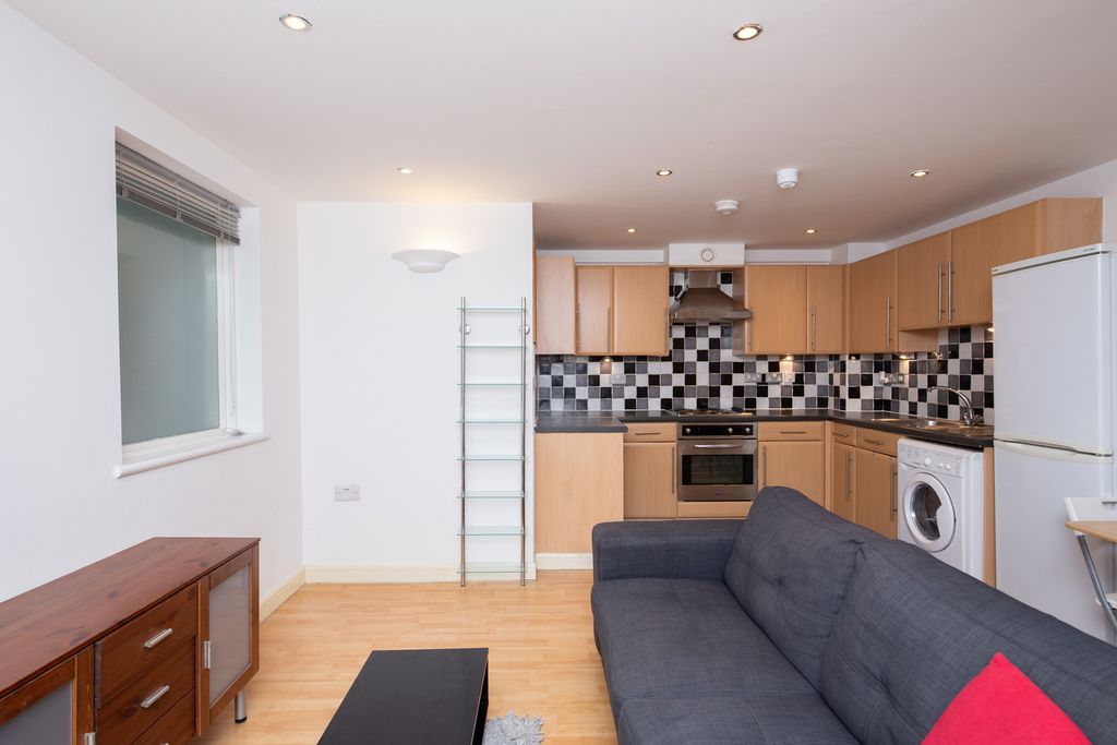 Property photo 3 of 16