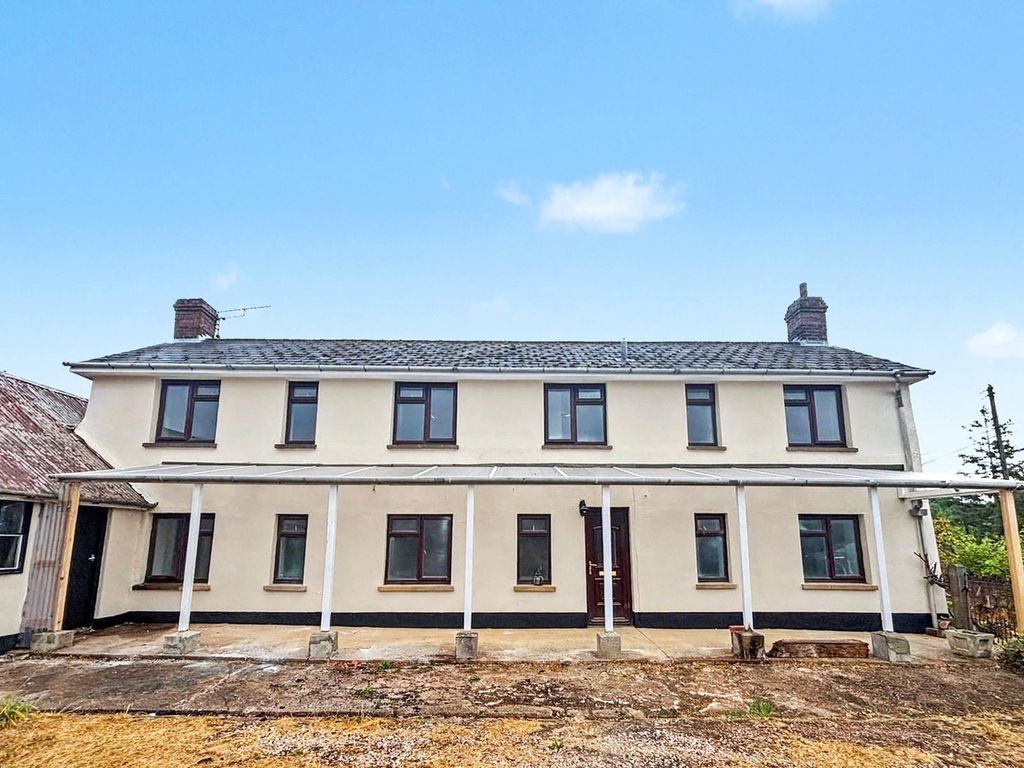 Property photo 3 of 18 Picture No. 32