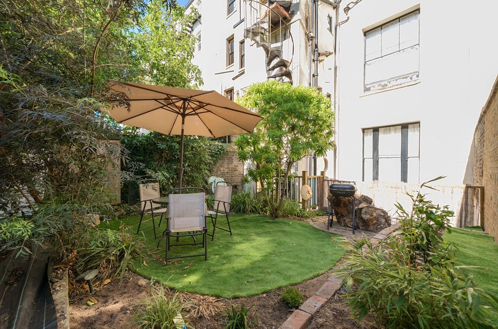 Property photo 1 of 16 1492929-2-6A57461...