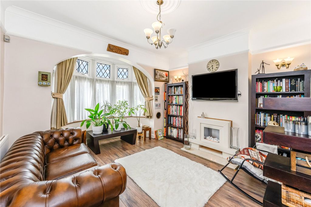 Property photo 2 of 20 Reception Room