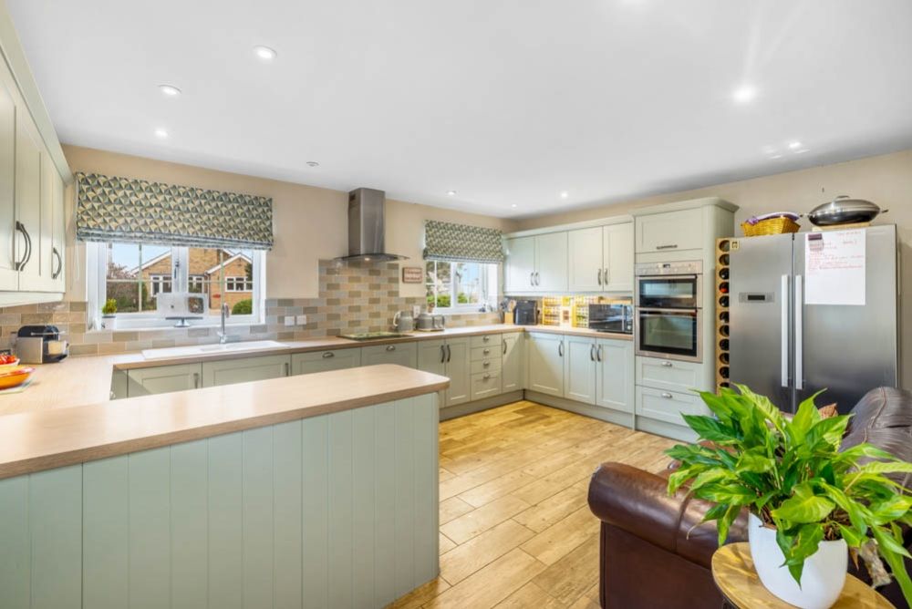 Property photo 2 of 25 Orchard Lodge (West Keal)-15