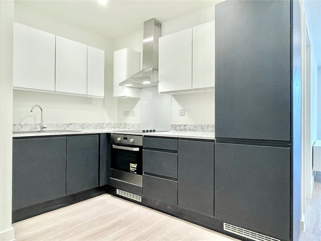 Property photo 3 of 13 3