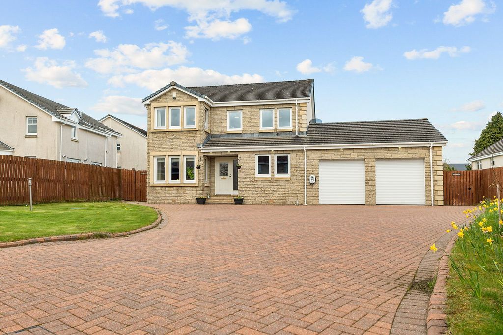 Property photo 1 of 38
