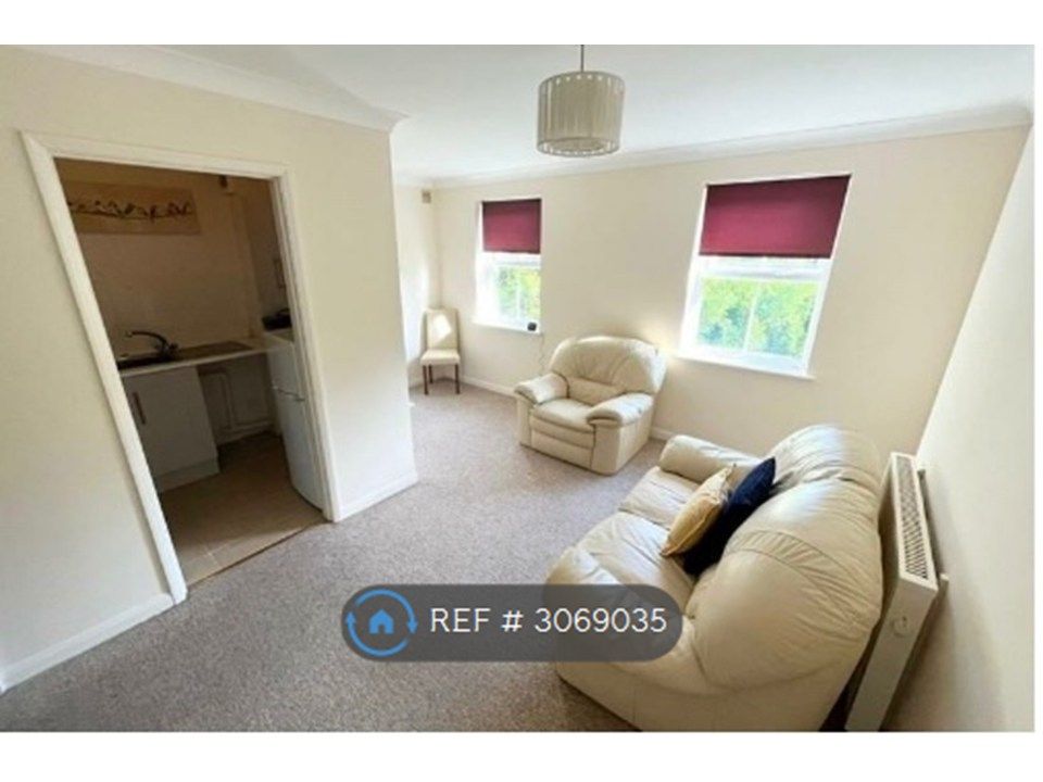 Property photo 2 of 9