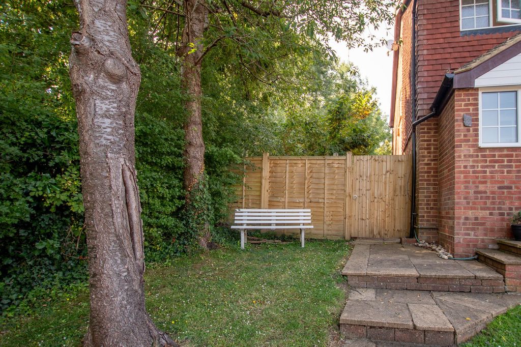 Property photo 2 of 13 Front Garden