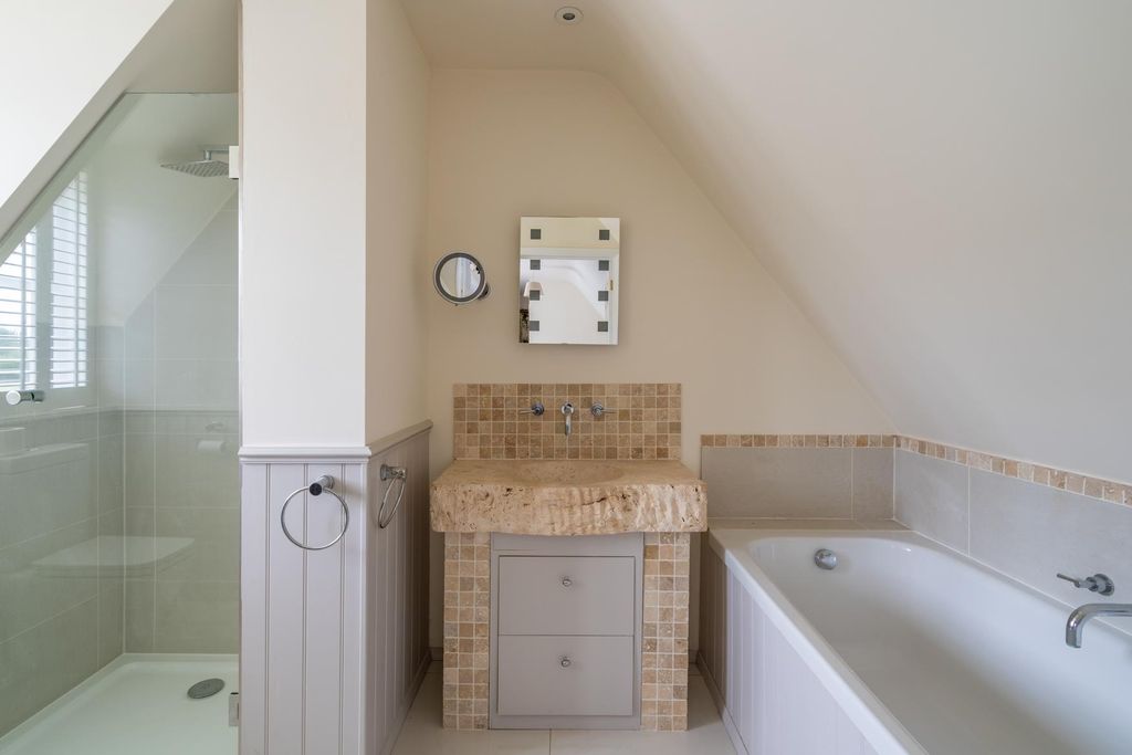 Additional image 16 of 6 bed farm for saleWotton Underwood, Buckinghamshire HP18