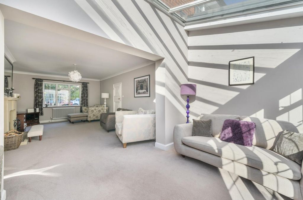 Additional image 6 of 5 bed detached house for saleWokingham Road, Crowthorne, Berkshire RG45