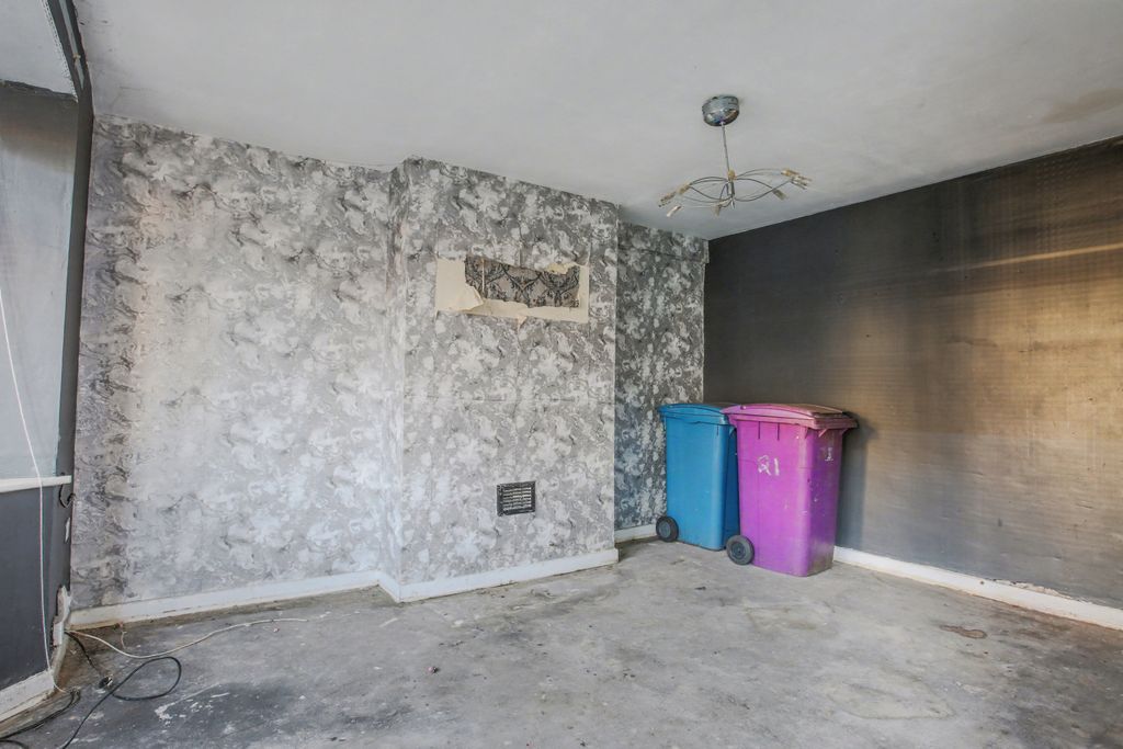 Property photo 2 of 22 33 Gainford Road, Liverpool, L14 8Xu