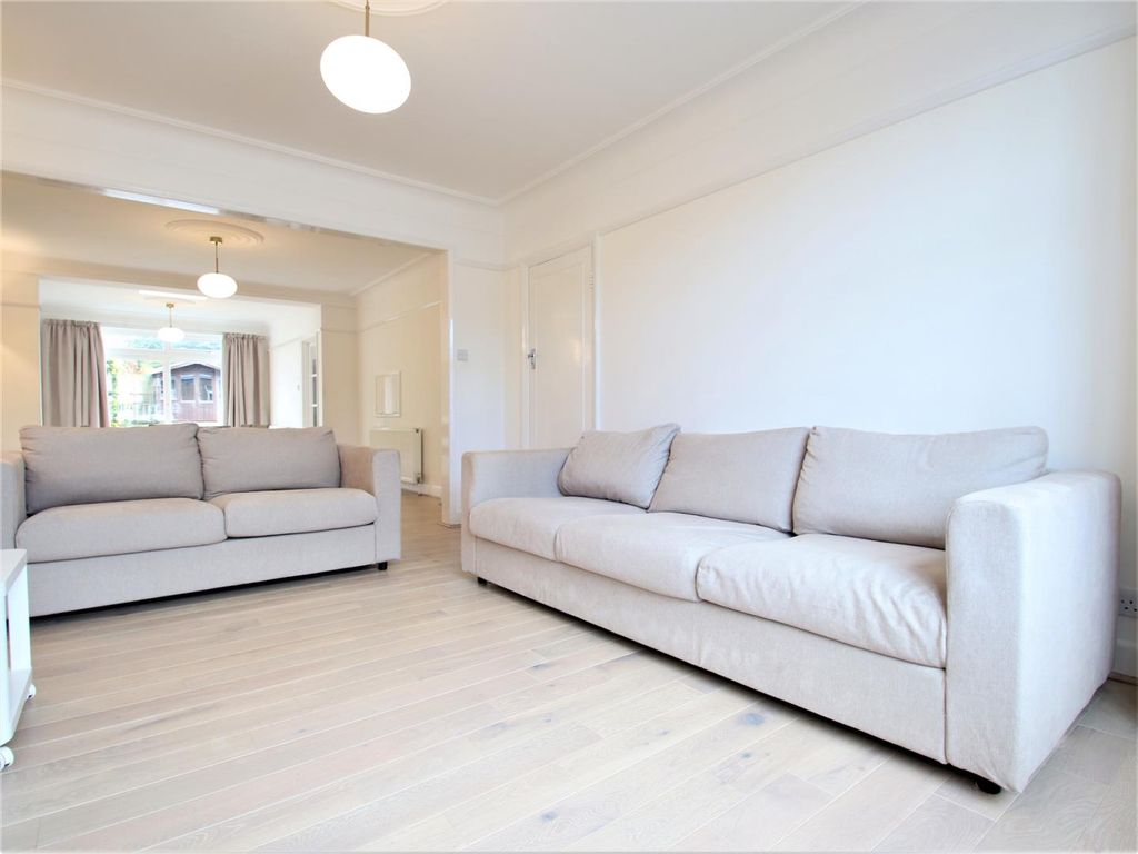 Property photo 3 of 25 Img_4032.Edi.Jpg