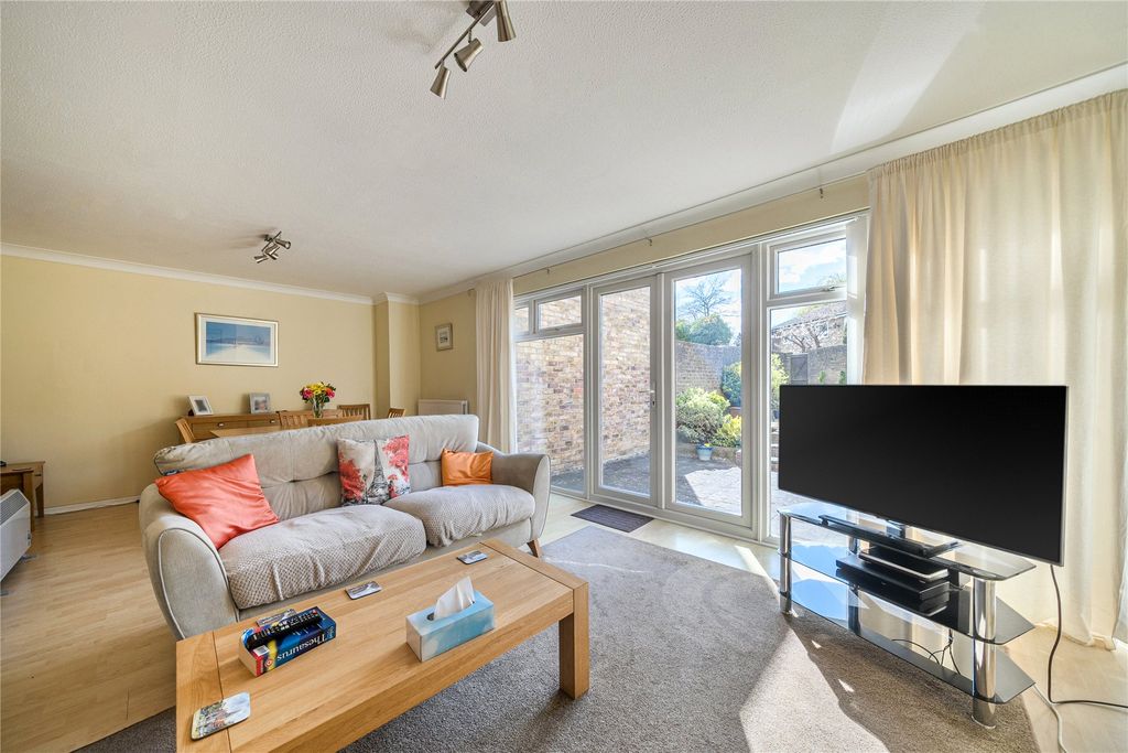 Property photo 3 of 20 Picture No. 17