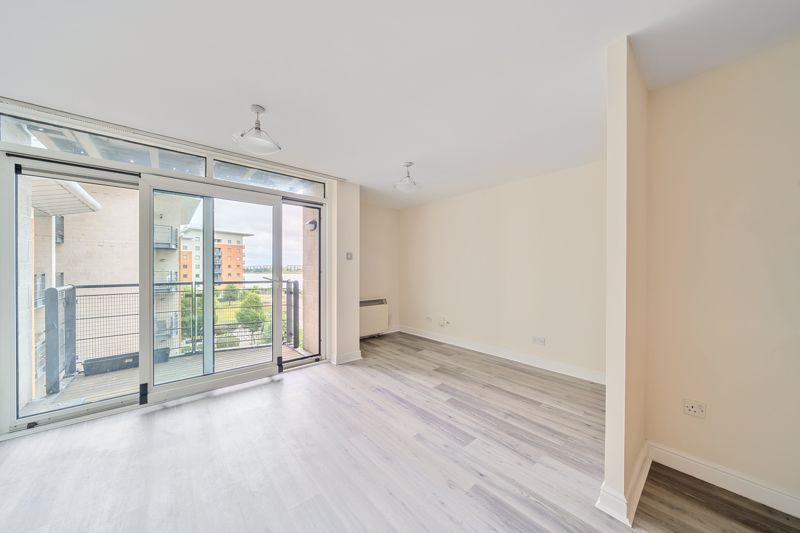 Property photo 2 of 15 Photo 5