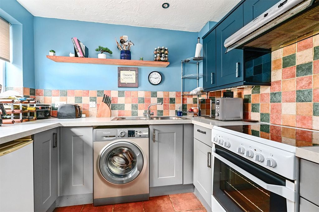 Property photo 2 of 9 Picture No. 04