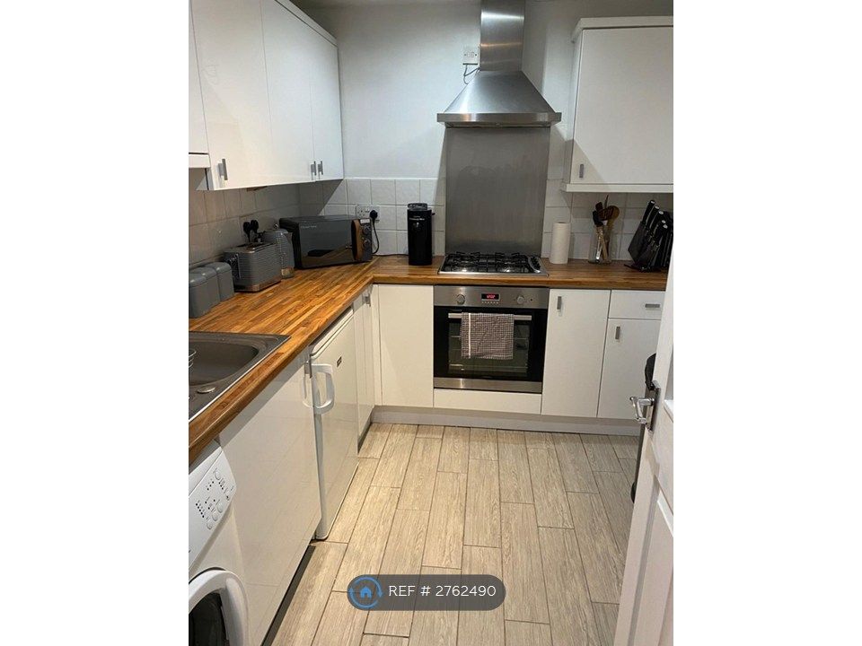 Property photo 3 of 11 Kirtchen