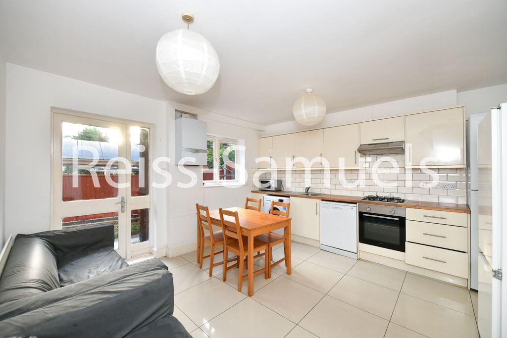 Property photo 1 of 52