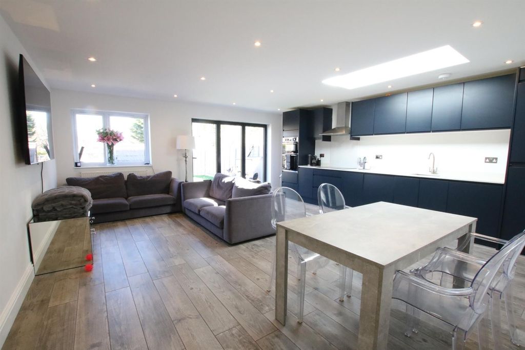 Property photo 2 of 10 Kt 1.Jpg