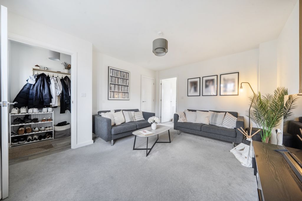 Property photo 3 of 10 1485556 (7)
