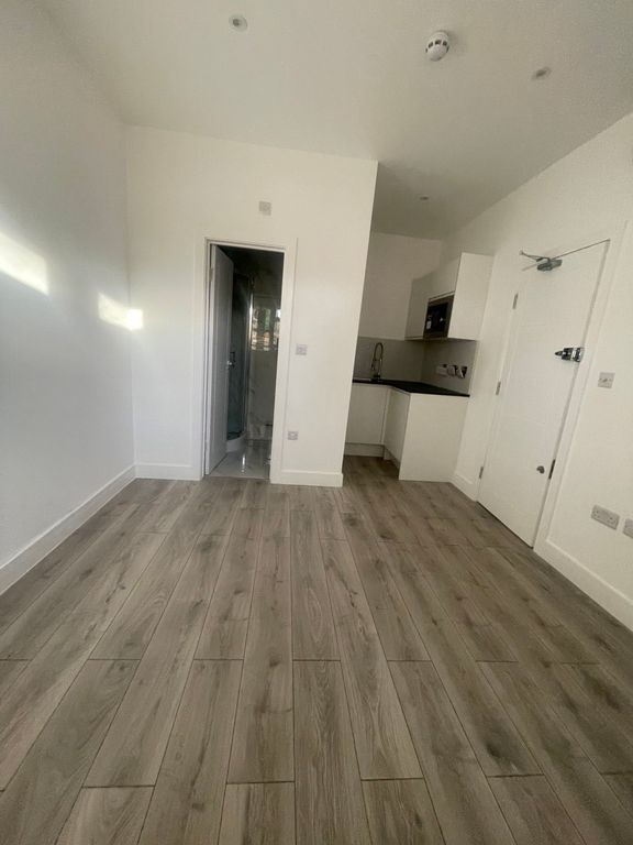 Property photo 1 of 1