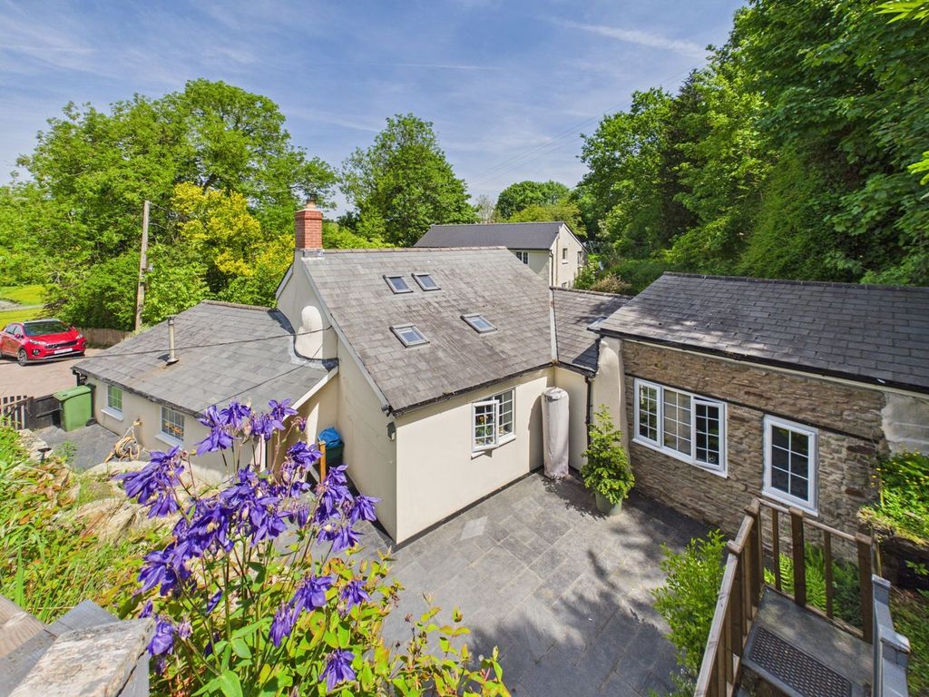Property photo 1 of 35