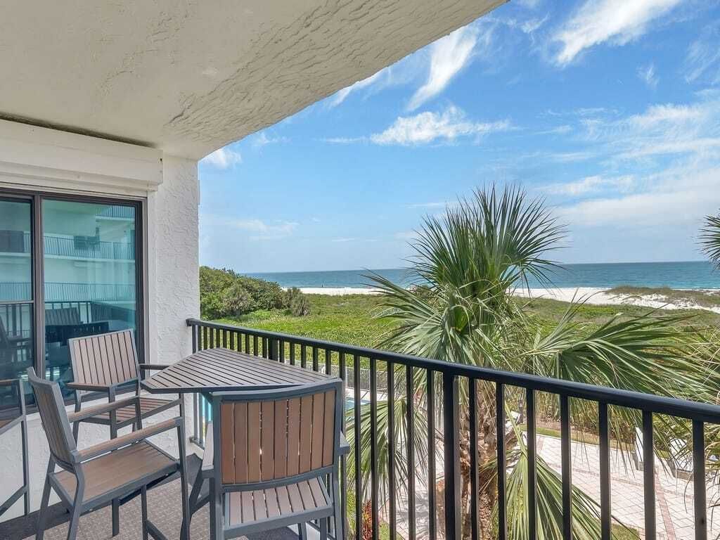 Property photo 1 of 31