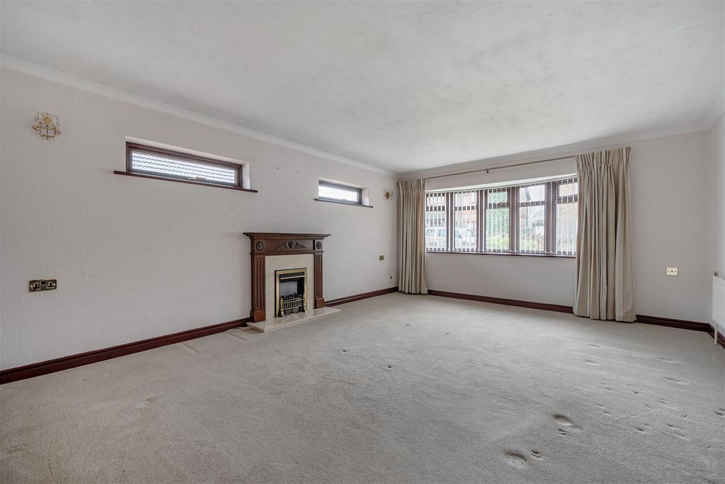 Property photo 3 of 27 1396977-28-696653E57189d.Jpg