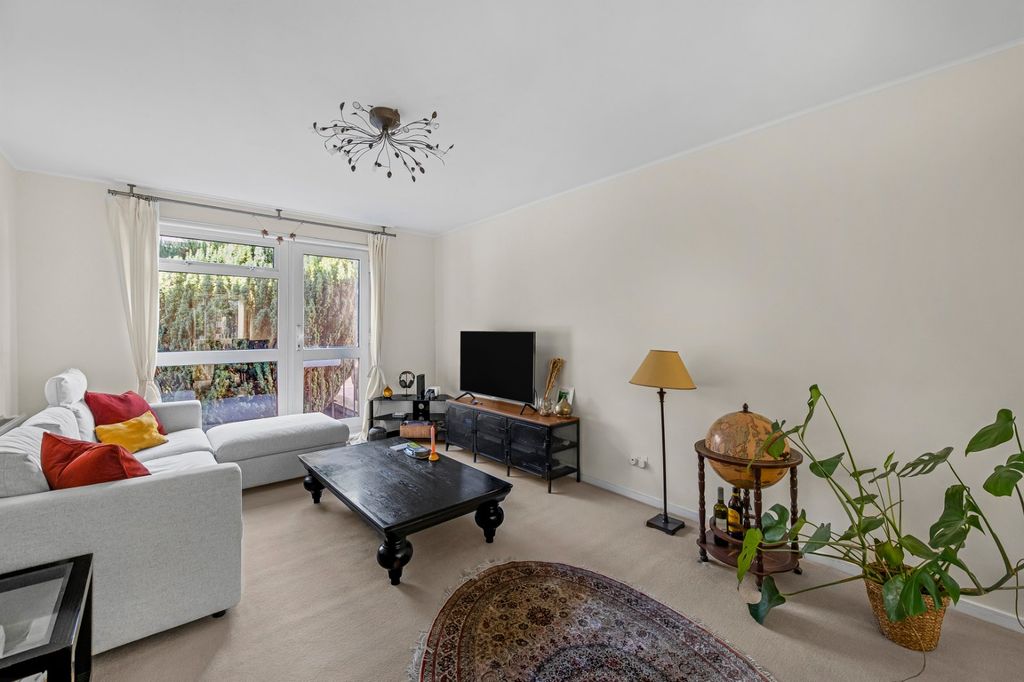 Property photo 1 of 13 Picture No. 23