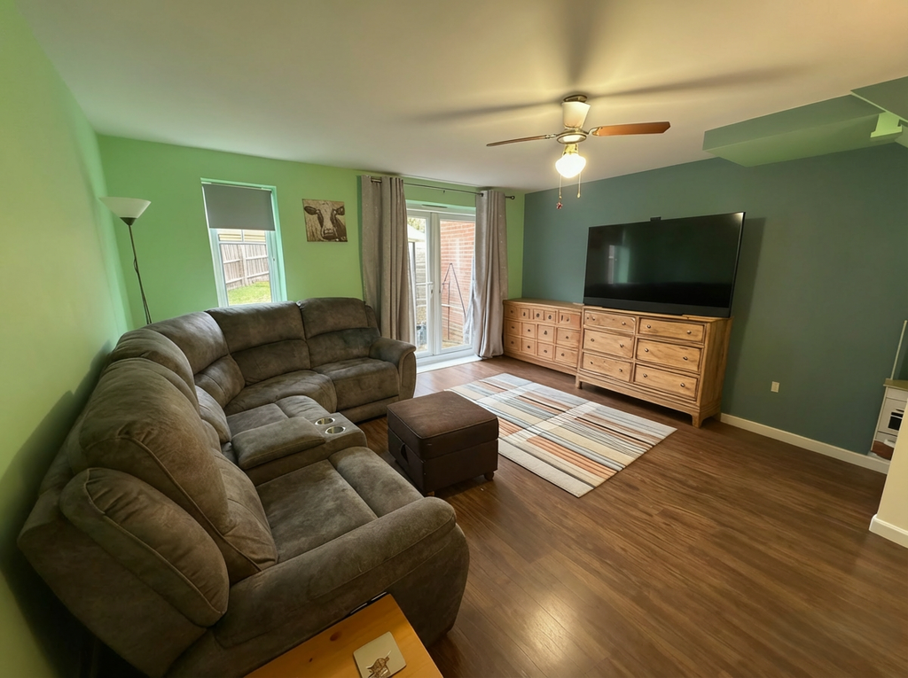 Property photo 3 of 17