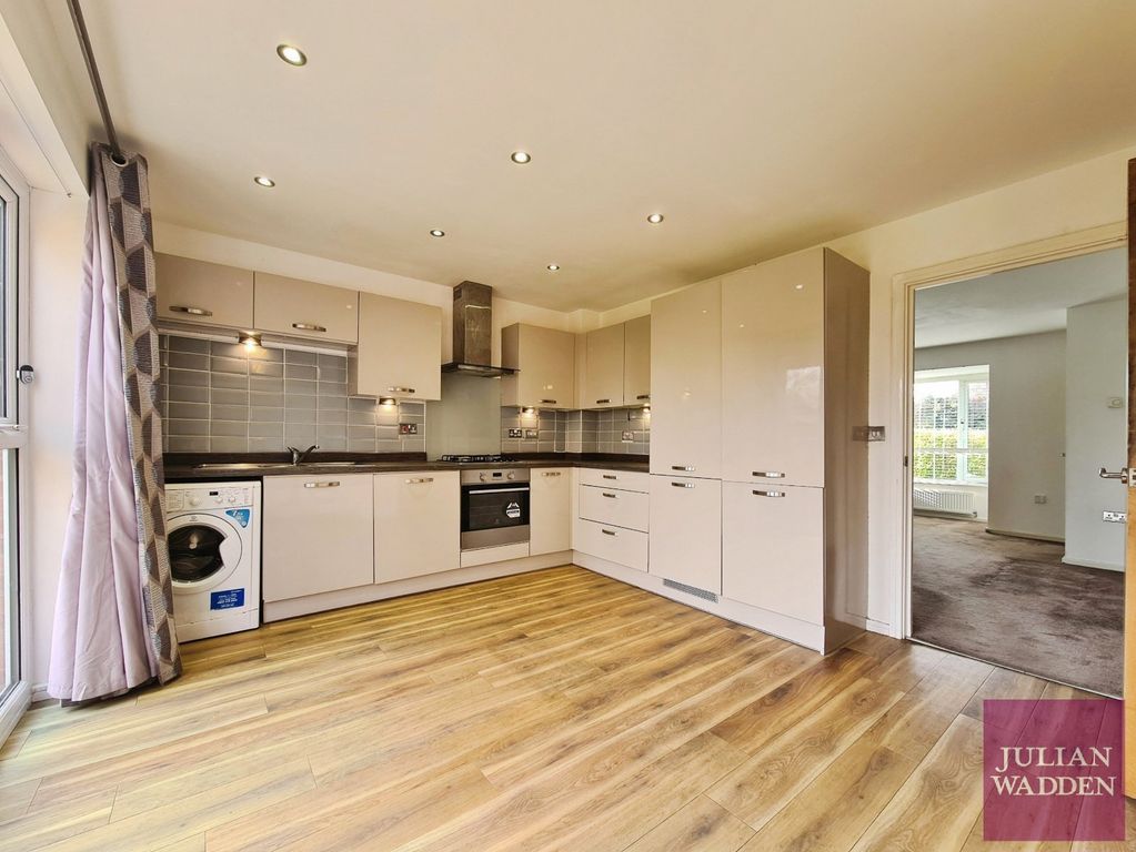 Property photo 2 of 19 Picture No. 39