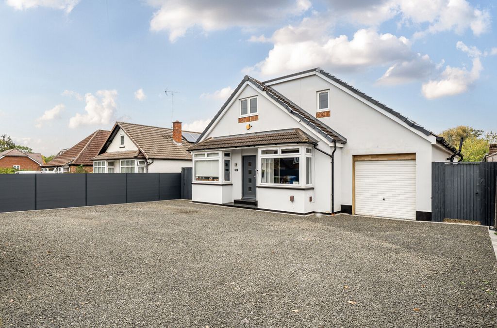 Property photo 1 of 25 1364331-22-68E949...