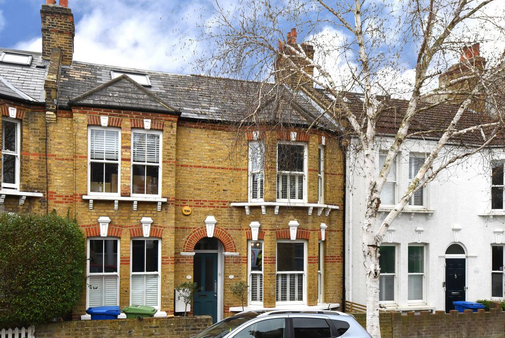 Property photo 1 of 13