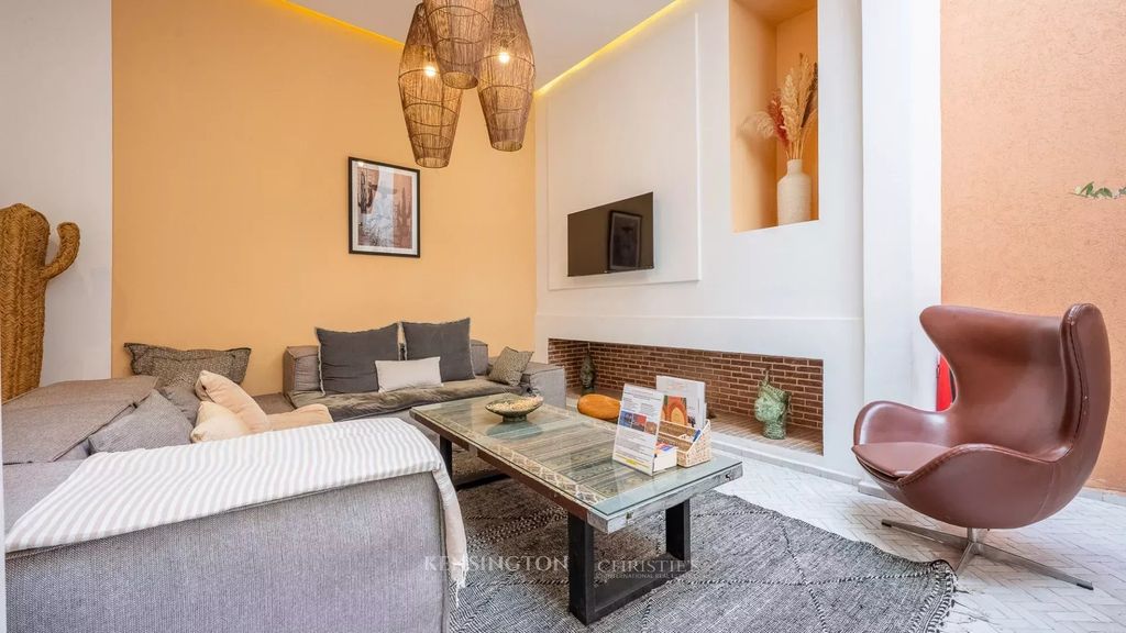 Property photo 3 of 33