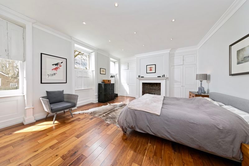 Additional image 9 of 6 bed terraced house for saleHampton Court Road, East Molesey KT8