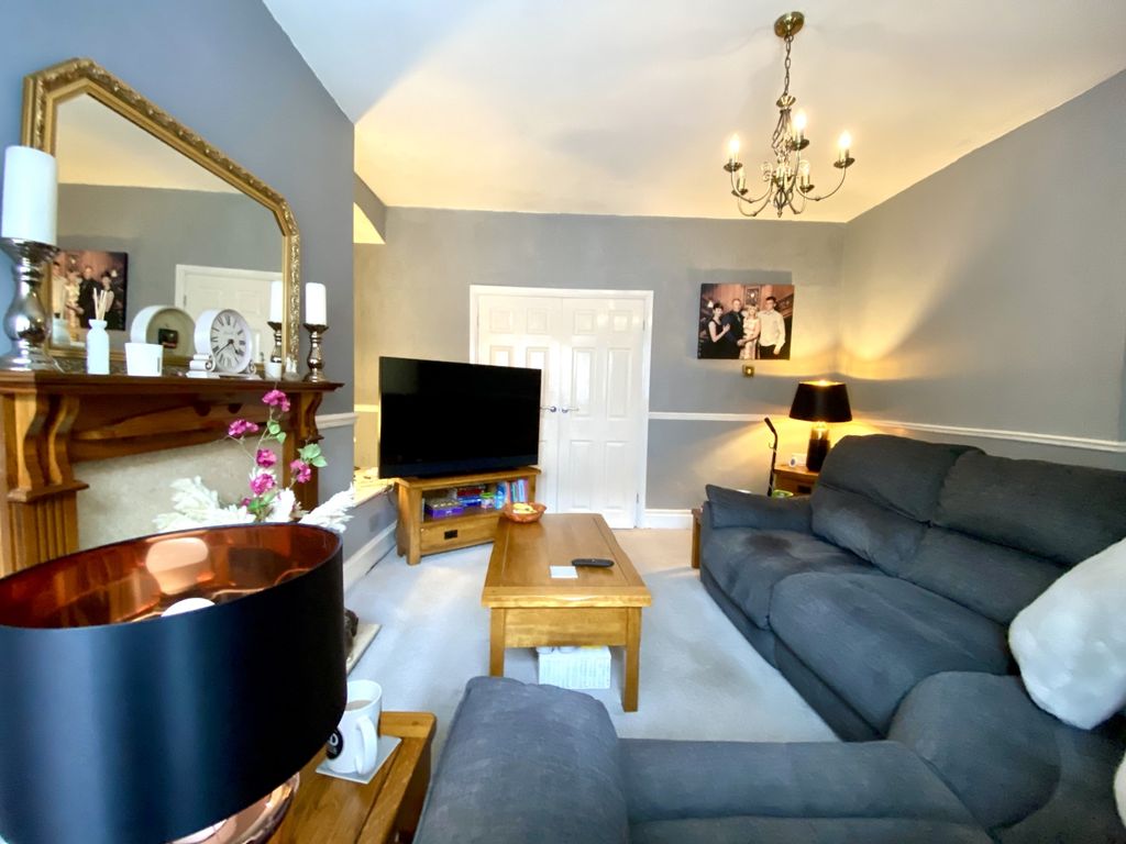 Property photo 1 of 11 Img_5795