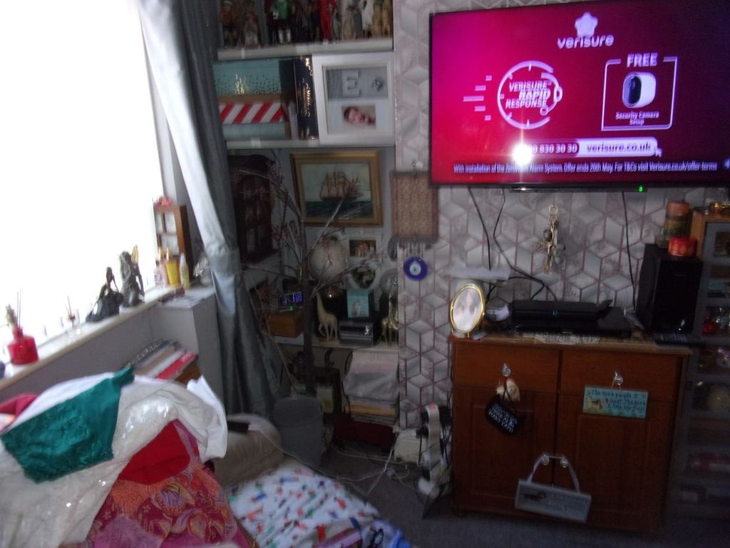 Property photo 3 of 16