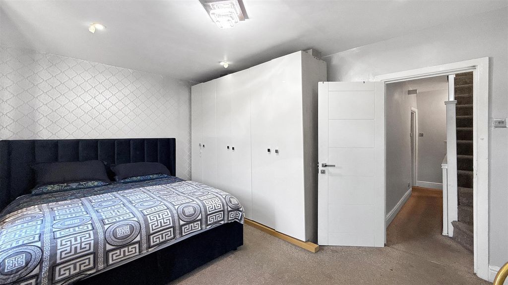 Property photo 3 of 13 61816Faacff744B585Bc79c2Acd9E4112918Fd01.Jpg