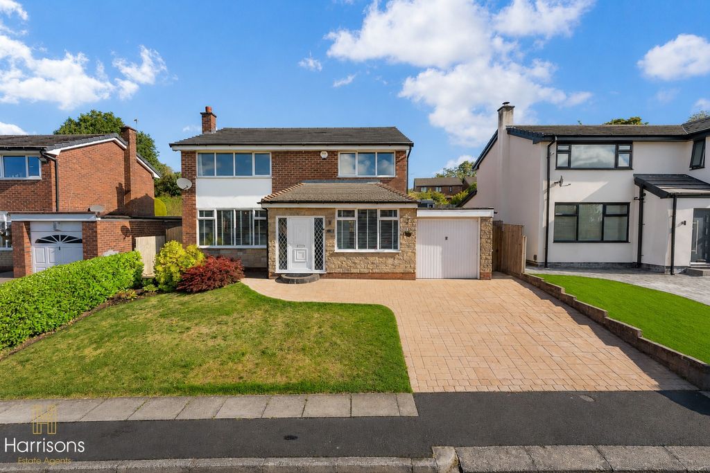 Property photo 1 of 46 4545660