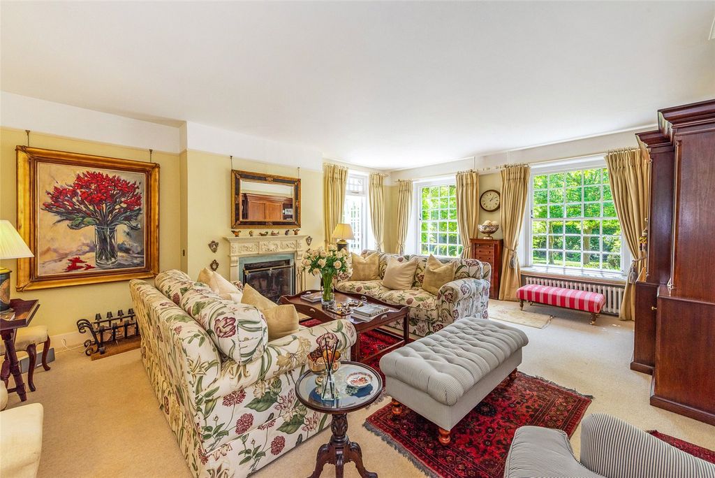 Property photo 3 of 32 Drawing Room
