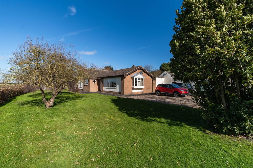 Property photo 2 of 38