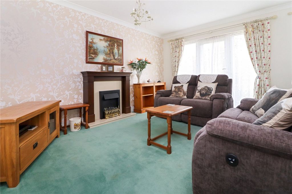 Property photo 2 of 13 Picture No. 10