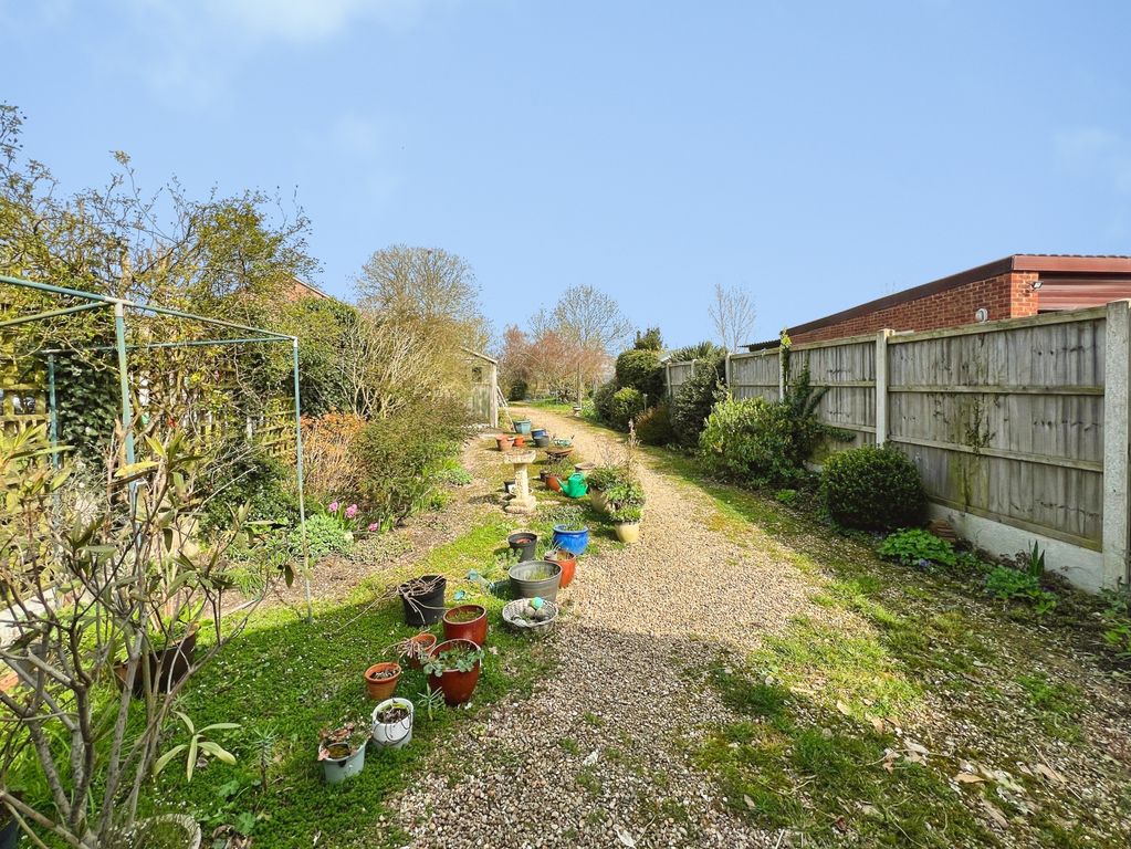 Property photo 2 of 21