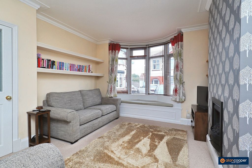 Property photo 3 of 22 4339514