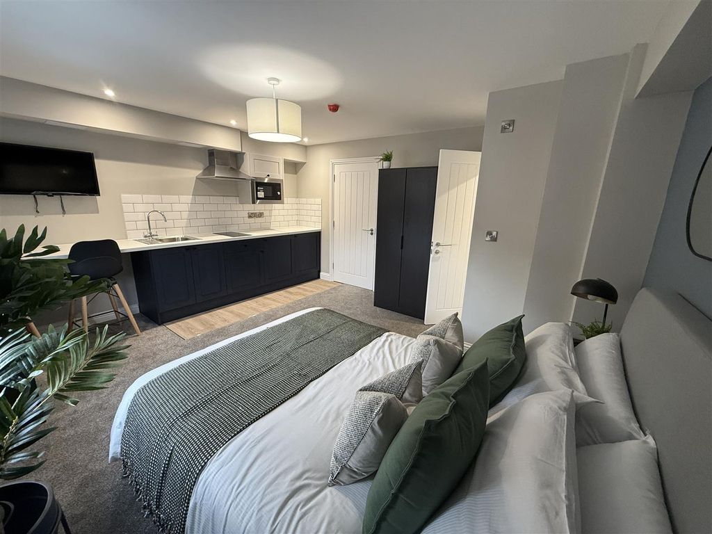 Property photo 3 of 12 R4.Jpg