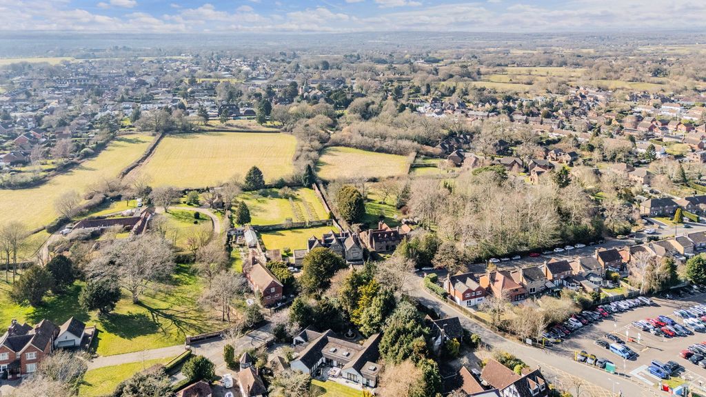 Additional image 20 of 5 bed detached house for saleStation Road, Lingfield RH7