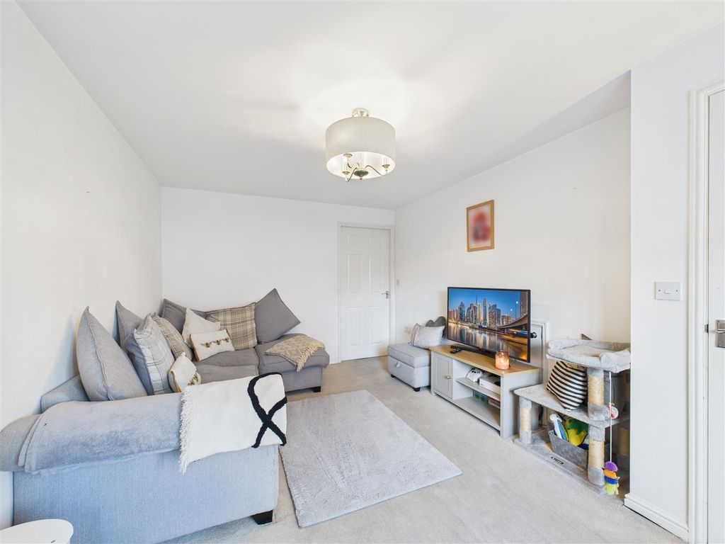 Property photo 3 of 14 Cam05207G0-Pr0073-Still005.Jpg